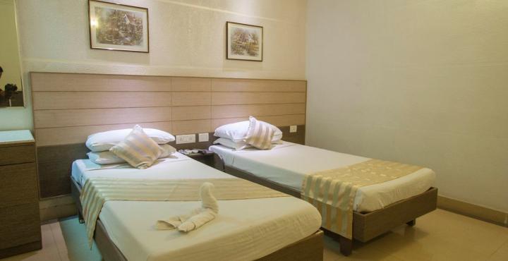 Fabhotel Flamingo Anna Nagar เชนไน ภายนอก รูปภาพ
